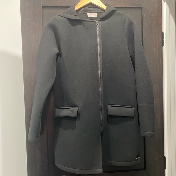 Betsy Johnson Performance Lightweight Jacket - Medium - Picture 3 of 4